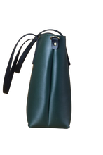 Load image into Gallery viewer, Tassel Bag Green