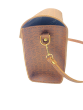 Load image into Gallery viewer, Box Bag Brown