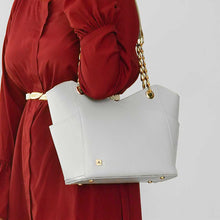 Load image into Gallery viewer, The Latitude bag (Silver)