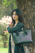 Load image into Gallery viewer, Shoulder Tote Green
