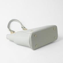 Load image into Gallery viewer, The Latitude bag (Silver)
